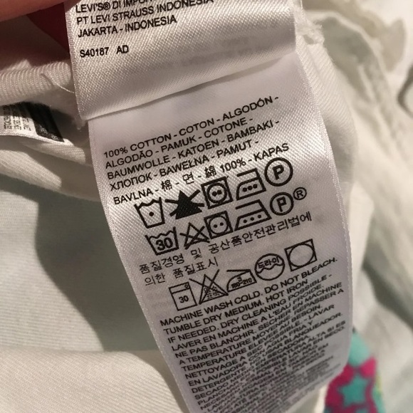 Levi’s Necktie Button Down - Picture 8 of 8